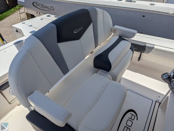 New 2024  powered  Boat for sale